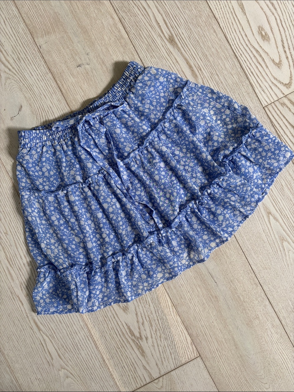 Women’s size small floral skirt.